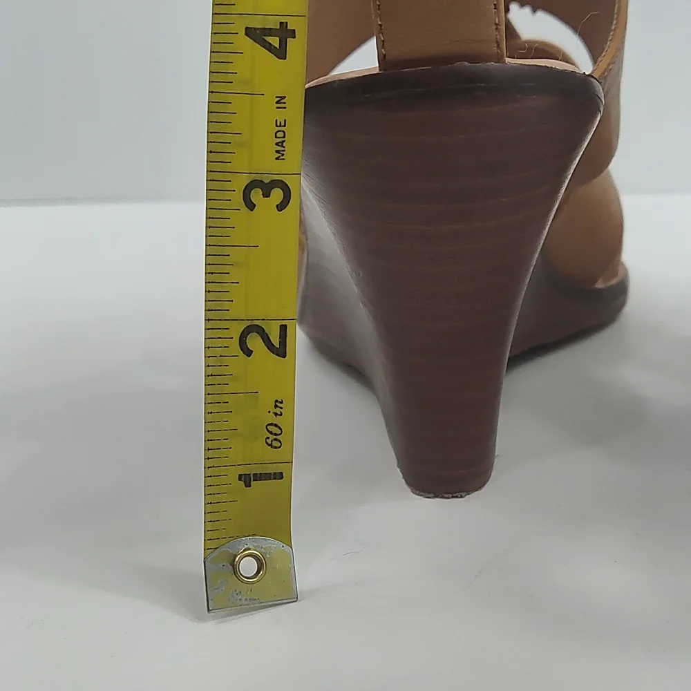 Tommy Bahama Palrinna Wedge Sandals - Picture 12 of 14